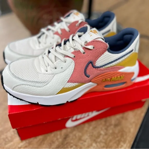 Nike Mens Air Max Excee 'Phantom Light Madder Root' sneakers - Picture 1 of 11